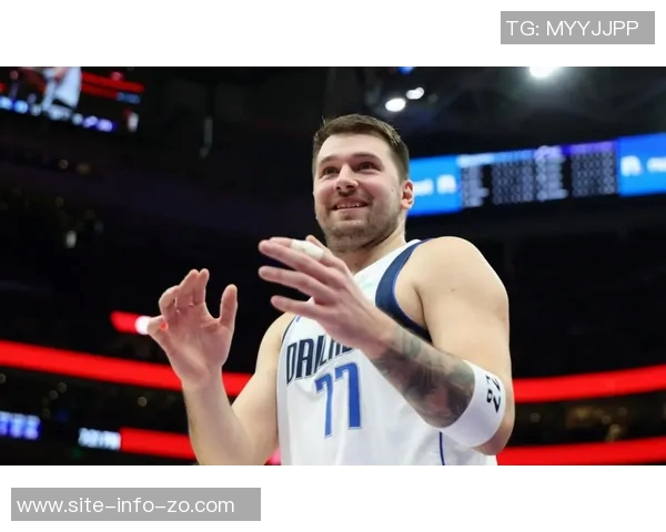 奎因关键反击撞倒东契奇湖人成功挑战改判为进攻犯规 奎因关键反击撞倒东契奇湖人成功挑战改判为进攻犯规